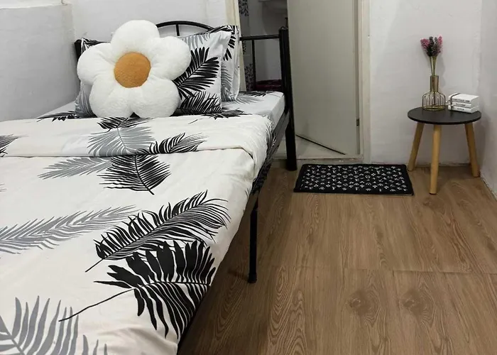 Oyo 1155 Carnivale 2*